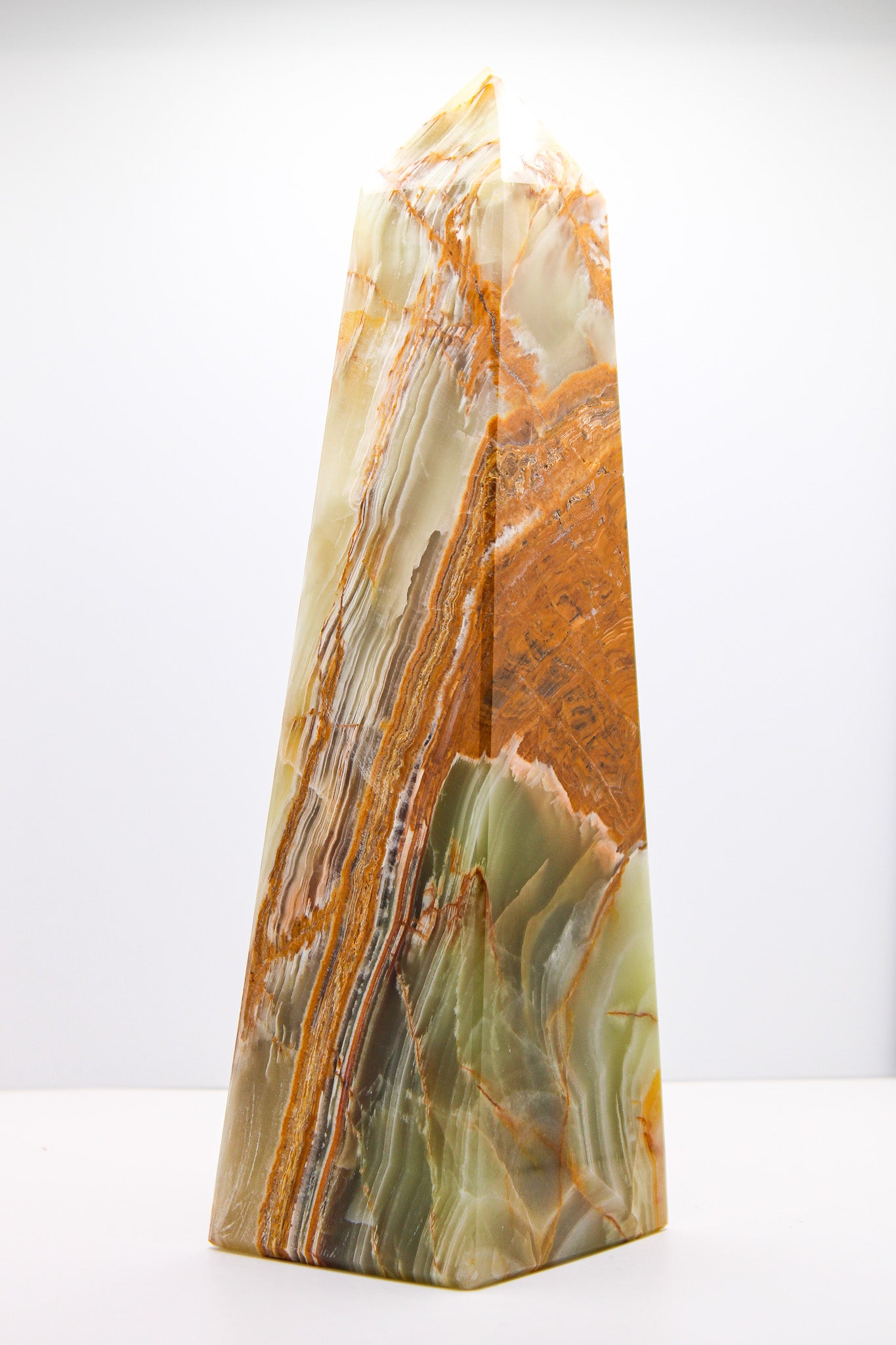 Onyx Obelisk 100