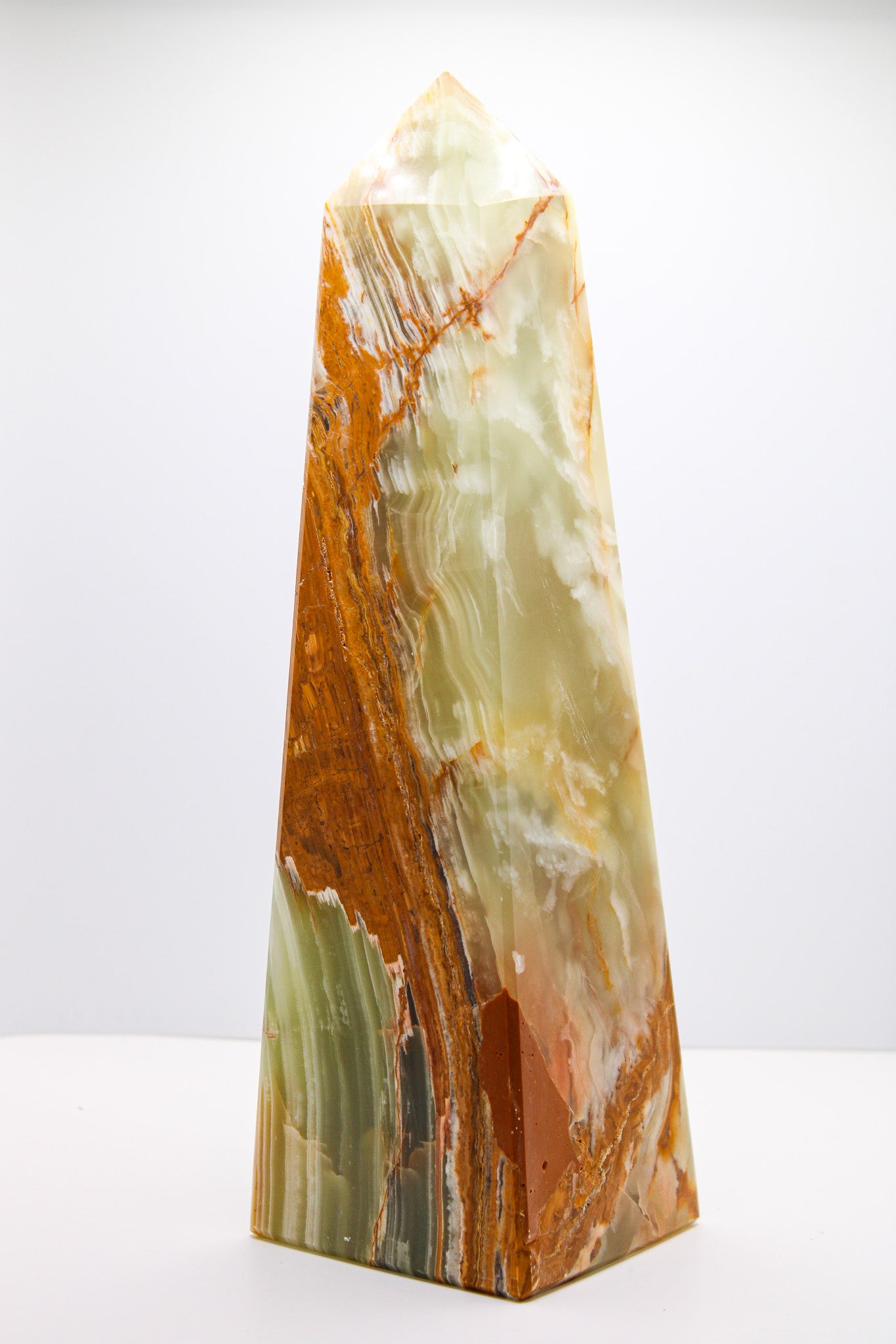 Onyx Obelisk 100